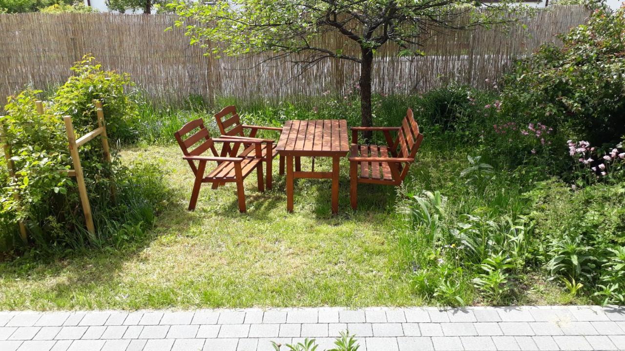 Appartement Miodowa à Zwierzyniec Extérieur photo