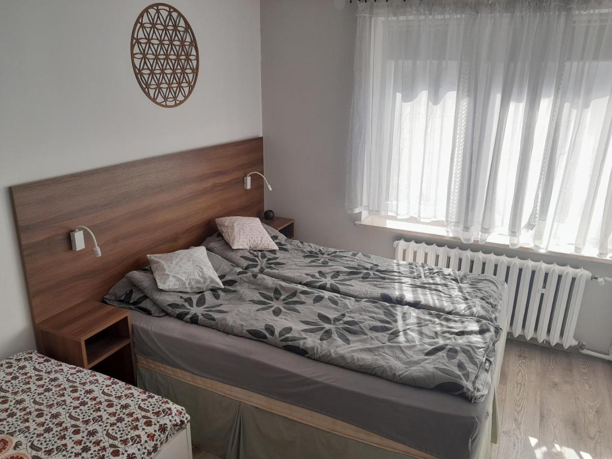 Appartement Miodowa à Zwierzyniec Extérieur photo